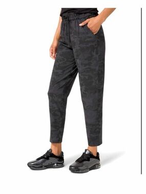 Women’s Lululemon Keep Moving Pant 7/8 High Rise